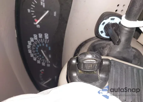 2004 Buick Century from USA, damaged, VIN 2G4WS52J641230333